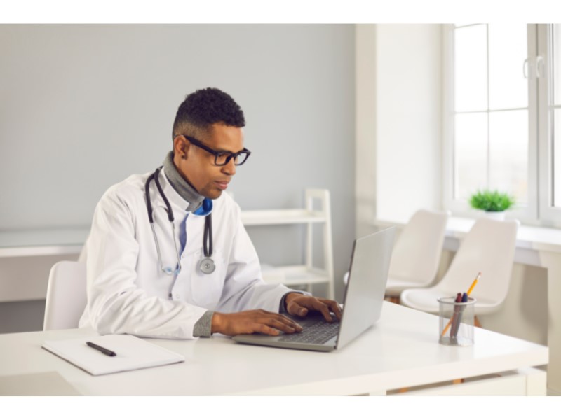 Doctor using EHR